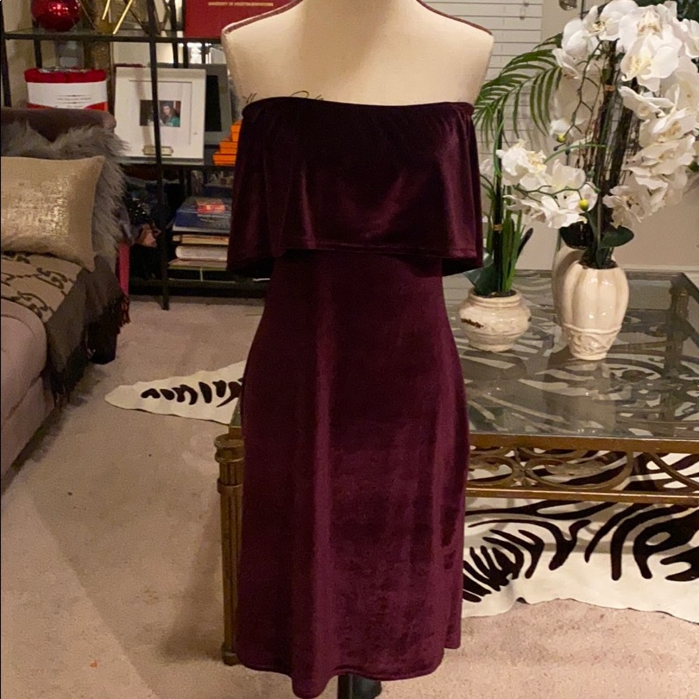 Velvet strapless dress 248